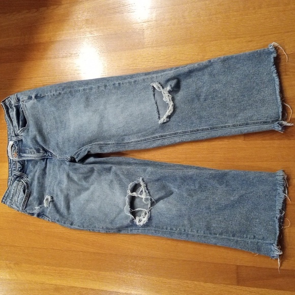 Flying Monkey Light Wash Wide Leg Distressed Raw Hem Womens Jeans, 29 - Picture 1 of 4